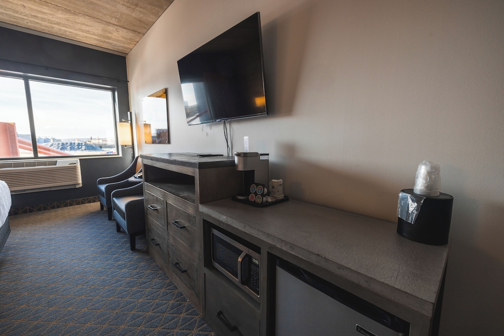 Pier B Resort - photo 23