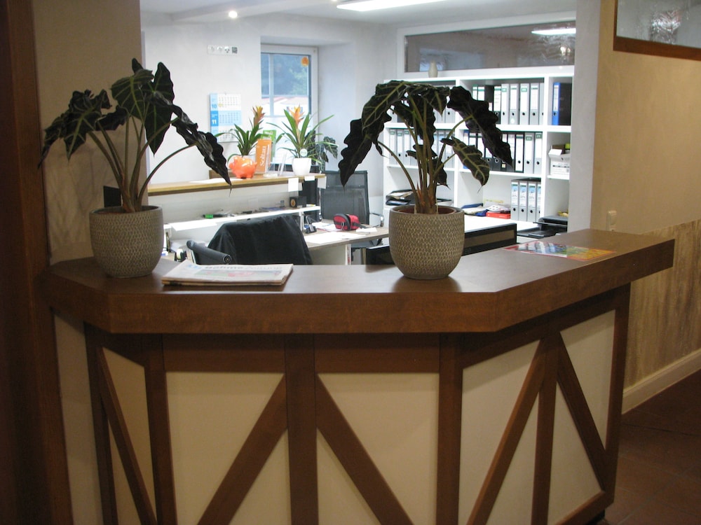 Check-in/Check-out Kiosk