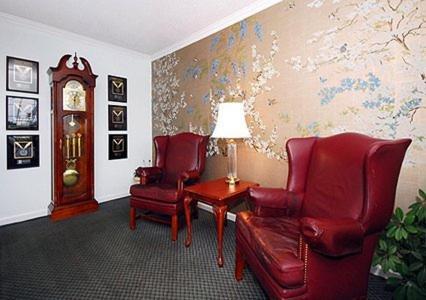 Ambassador Inn - photo 15