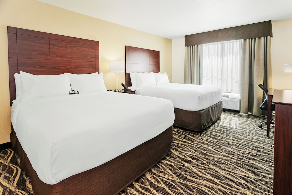 Cobblestone Hotel & Suites Wickenburg - photo 30