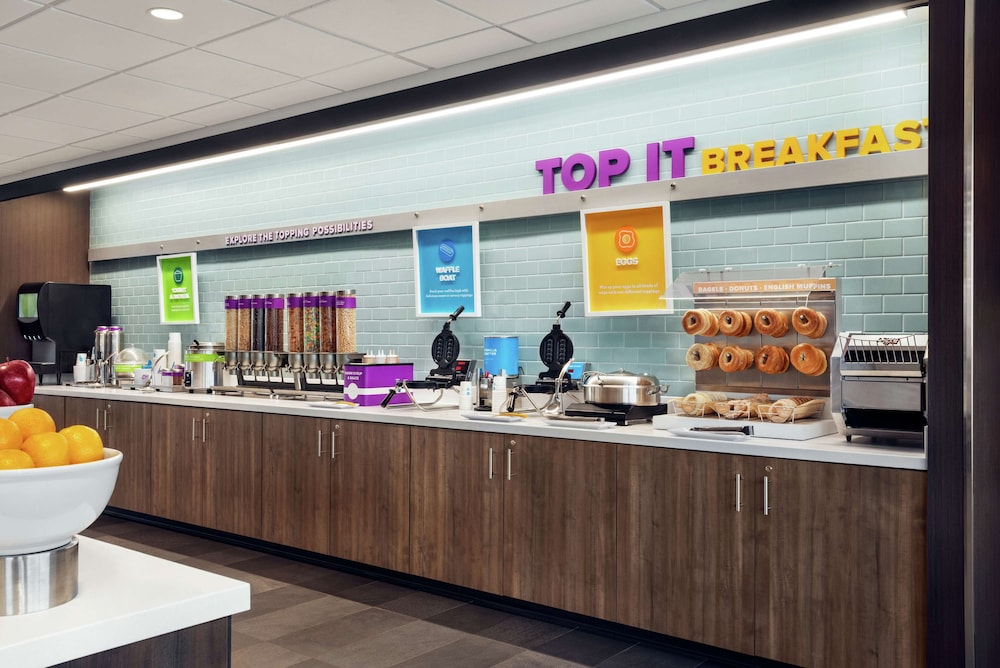 Tru By Hilton Milwaukee Brookfield - photo 28