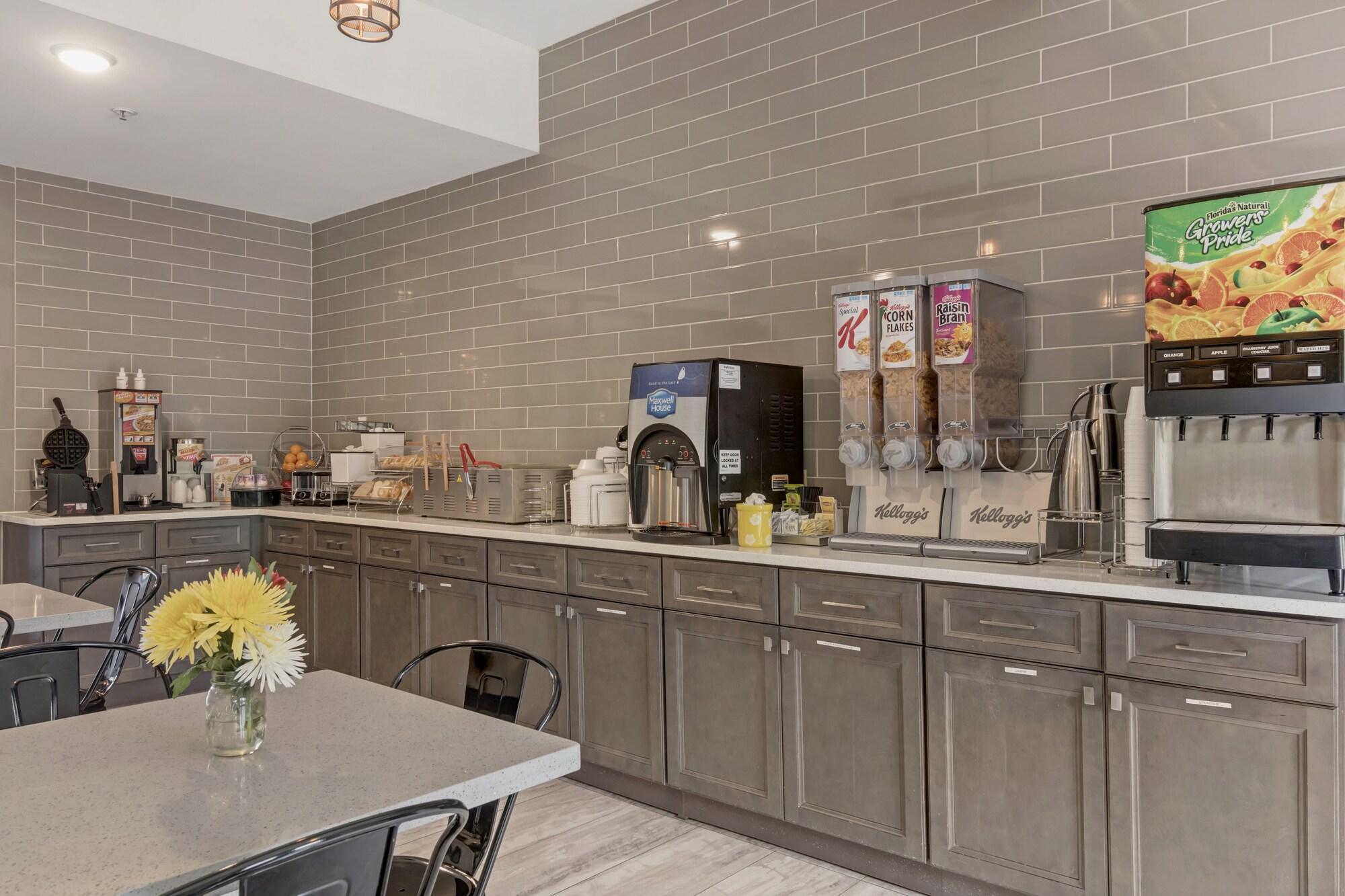 Iris Garden Inn - photo 8