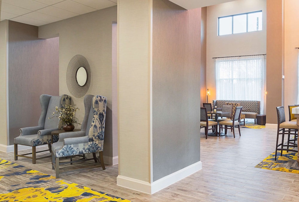 Hampton Inn & Suites Colleyville DFW Airport West - photo 6