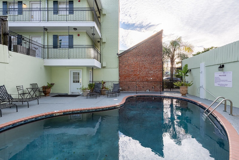 French Quarter Suites Hotel - photo 49