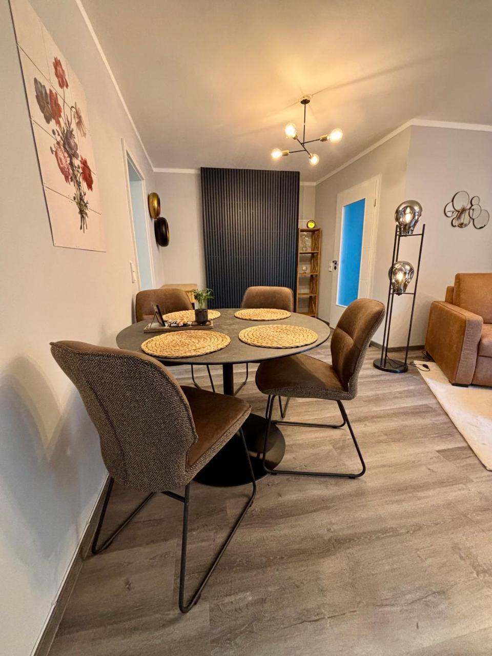 Stilvolle Einliegerwohnung Mit Boxspringbett — Babenhausen — photo 4
