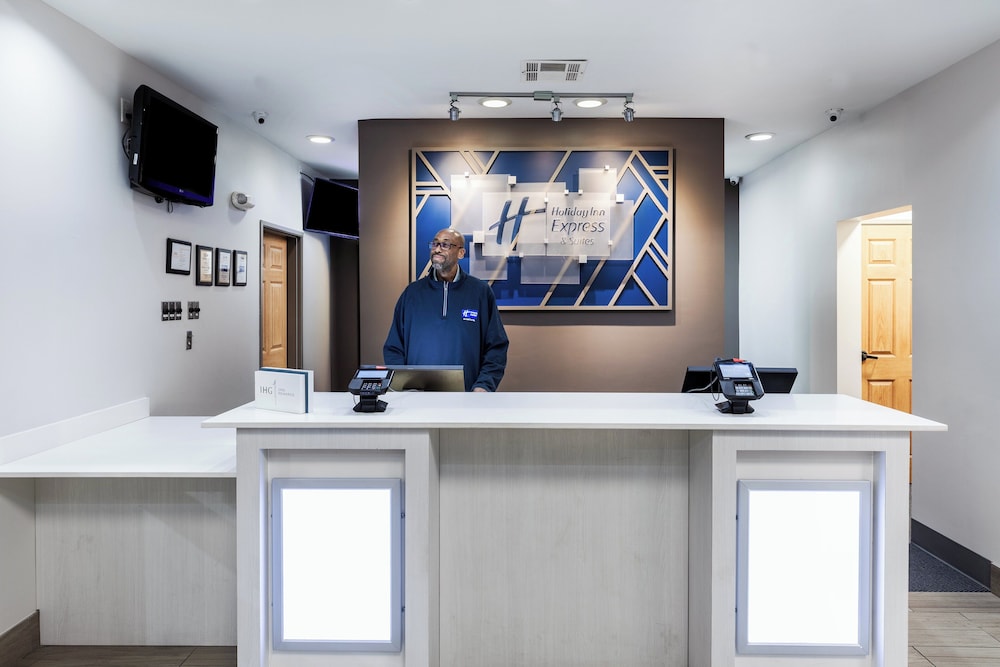 Holiday Inn Express & Suites Tulsa S Broken Arrow Hwy 51 by IHG - photo 69
