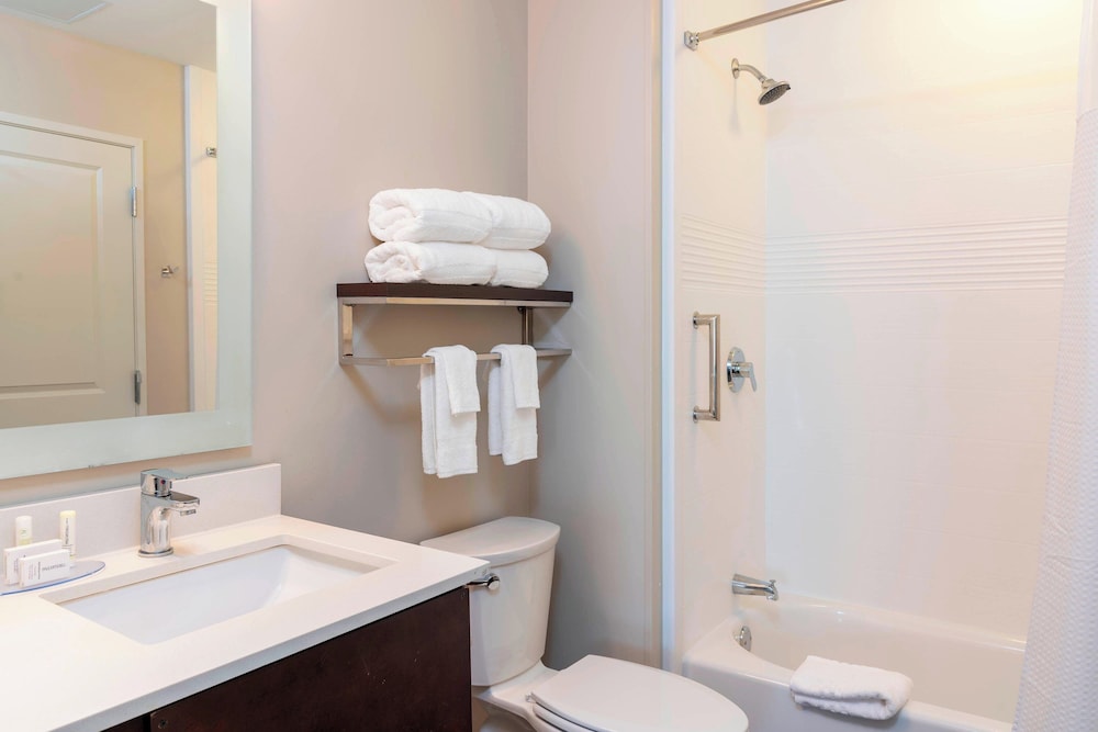 TownePlace Suites by Marriott Louisville North - photo 13