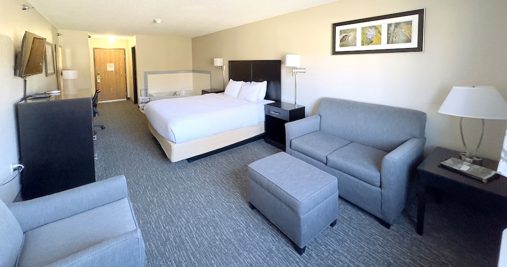 Country Trails Inn & Suites - photo 6