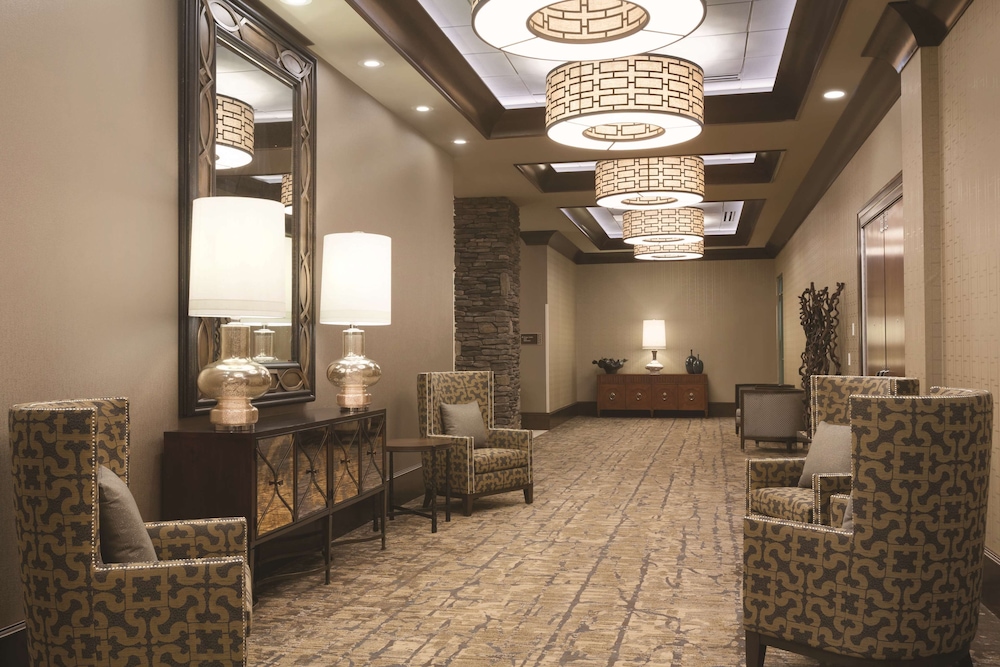 Embassy Suites Saratoga Springs - photo 31