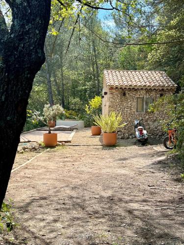 Le Cabanon des Morilles in Meyreuil, France