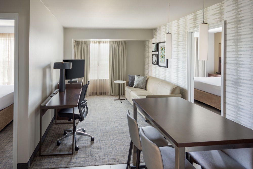 Residence Inn by Marriott Kansas City at The Legends - photo 7