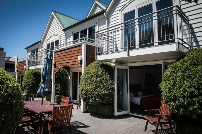 The Grange Boutique B & B and Motel — 4-Star Luxury Hotel in Christchurch, New Zealand