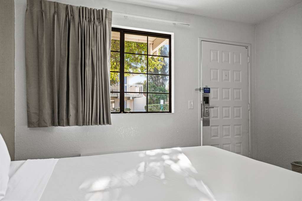 Motel 6 San Luis Obispo CA South - photo 6