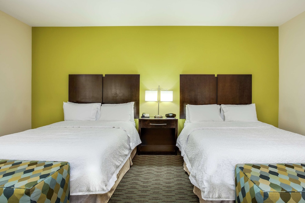 Hampton Inn Ozark - photo 10