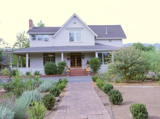 Napa Farmhouse Inn 5084064 — Saint Helena