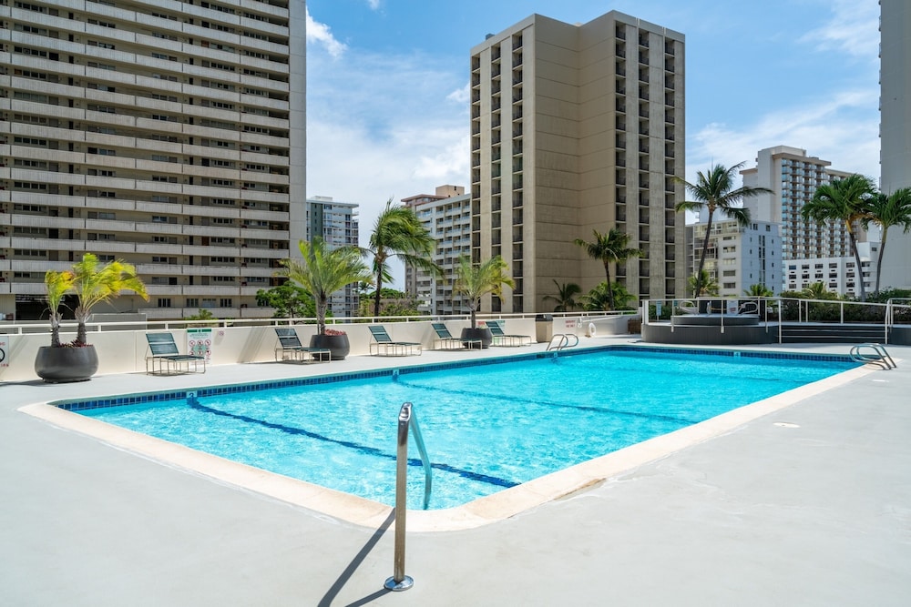Waikiki Banyan Condo Located One Block From Waikiki Beach by Koko Resort Vacation Rentals - photo 121