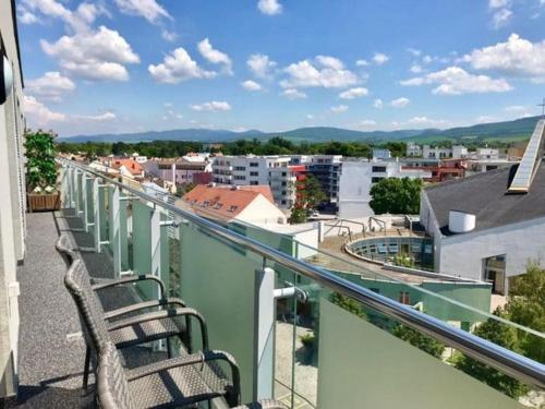 Apartmán Zmeko Centrum Piešťany — 4-Star Luxury Hotel in Piestany, Slovakia