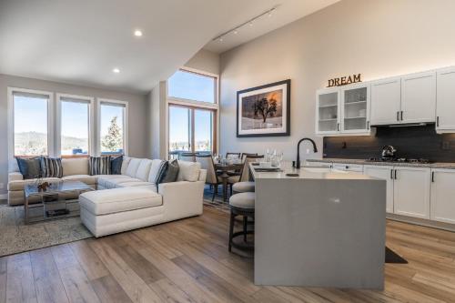 Snowcreek V 972 in Mammoth Lakes, United States