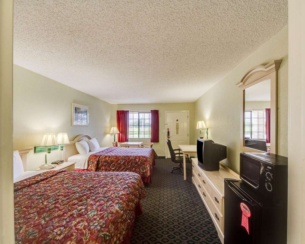 Econo Lodge Falfurrias Hwy 281 - photo 10