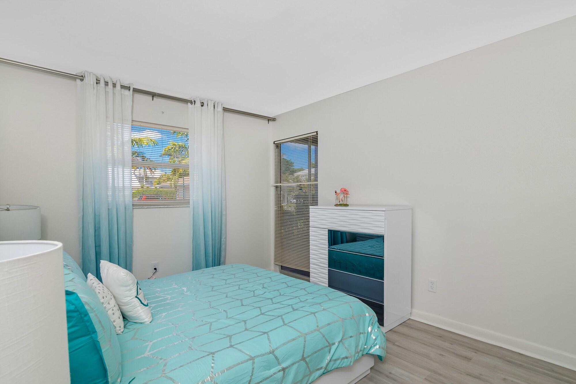 Sea Gem 803 — 4-Star Luxury Hotel in Naples, United States