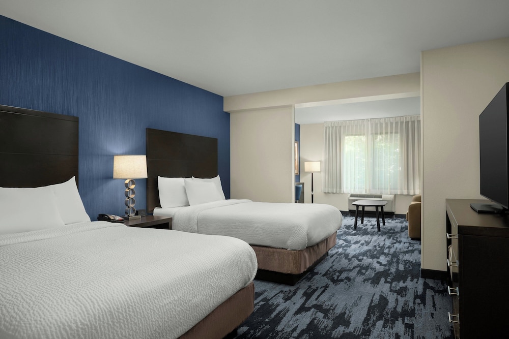 Fairfield Inn & Suites Moscow - photo 13