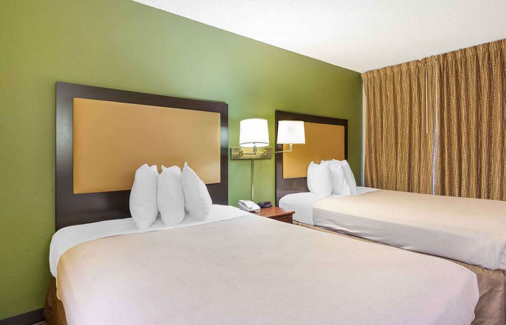 Extended Stay America Suites Fresno North - photo 23