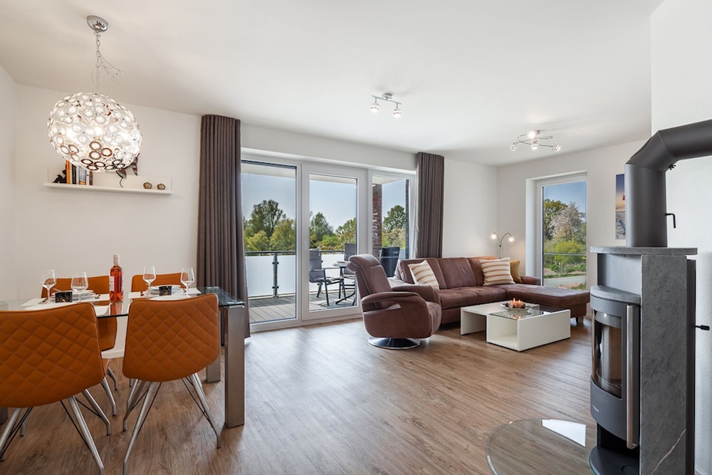 Kirschgarten 9 Seestern — 4-Star Luxury Hotel in Kellenhusen, Germany