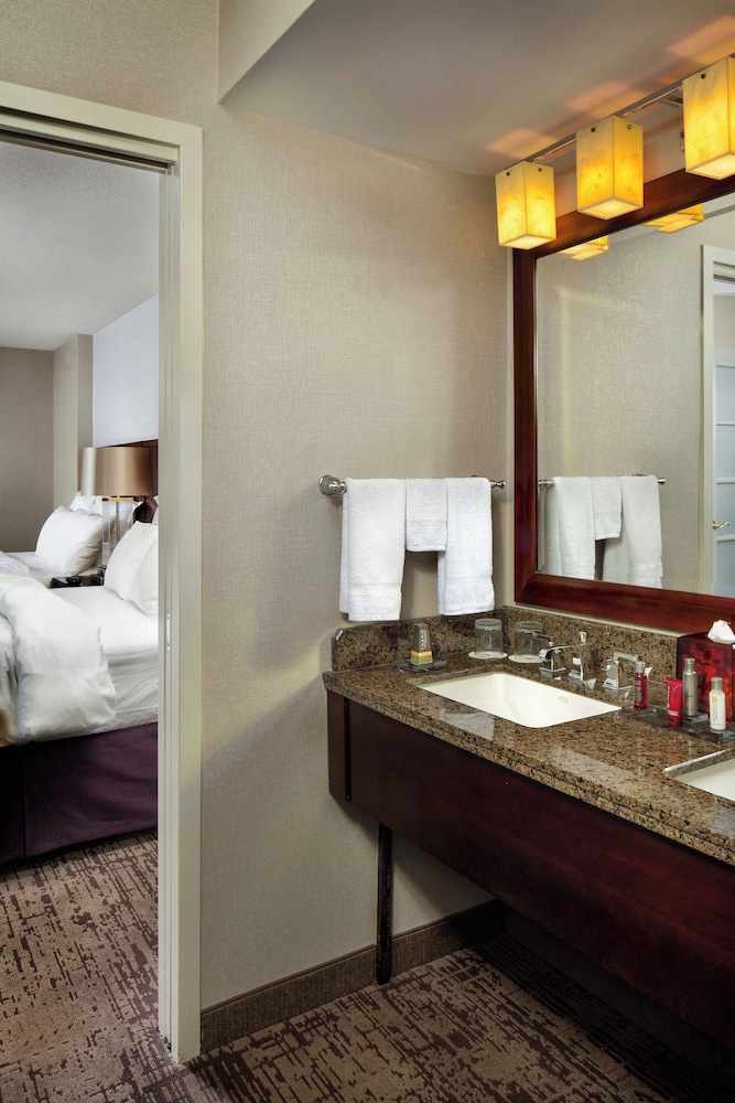 Chicago Marriott Suites Deerfield - photo 38
