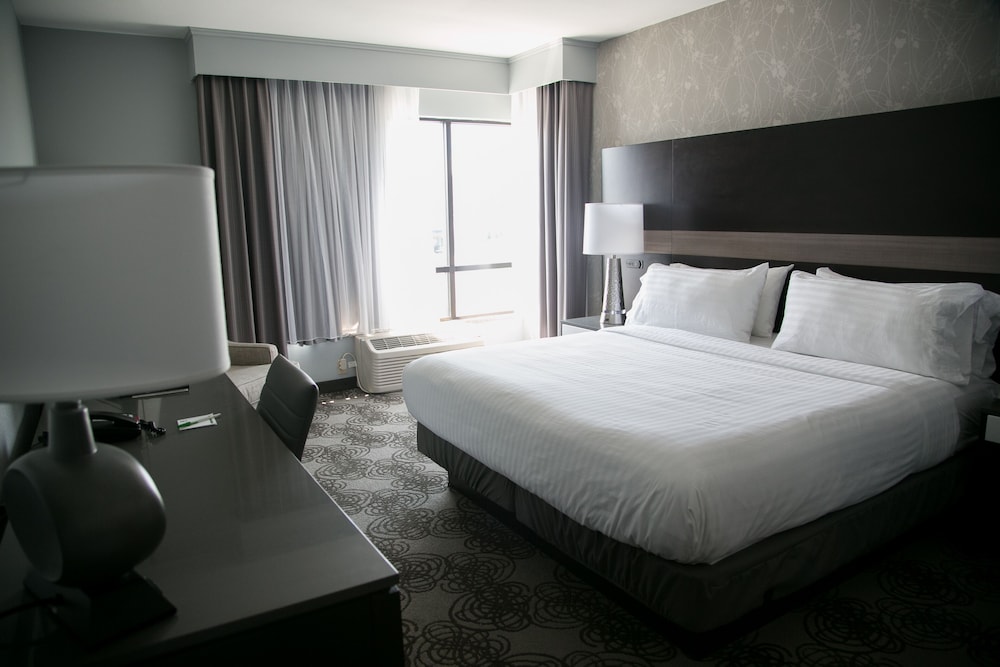 Four Points by Sheraton Birmingham Homewood - photo 6