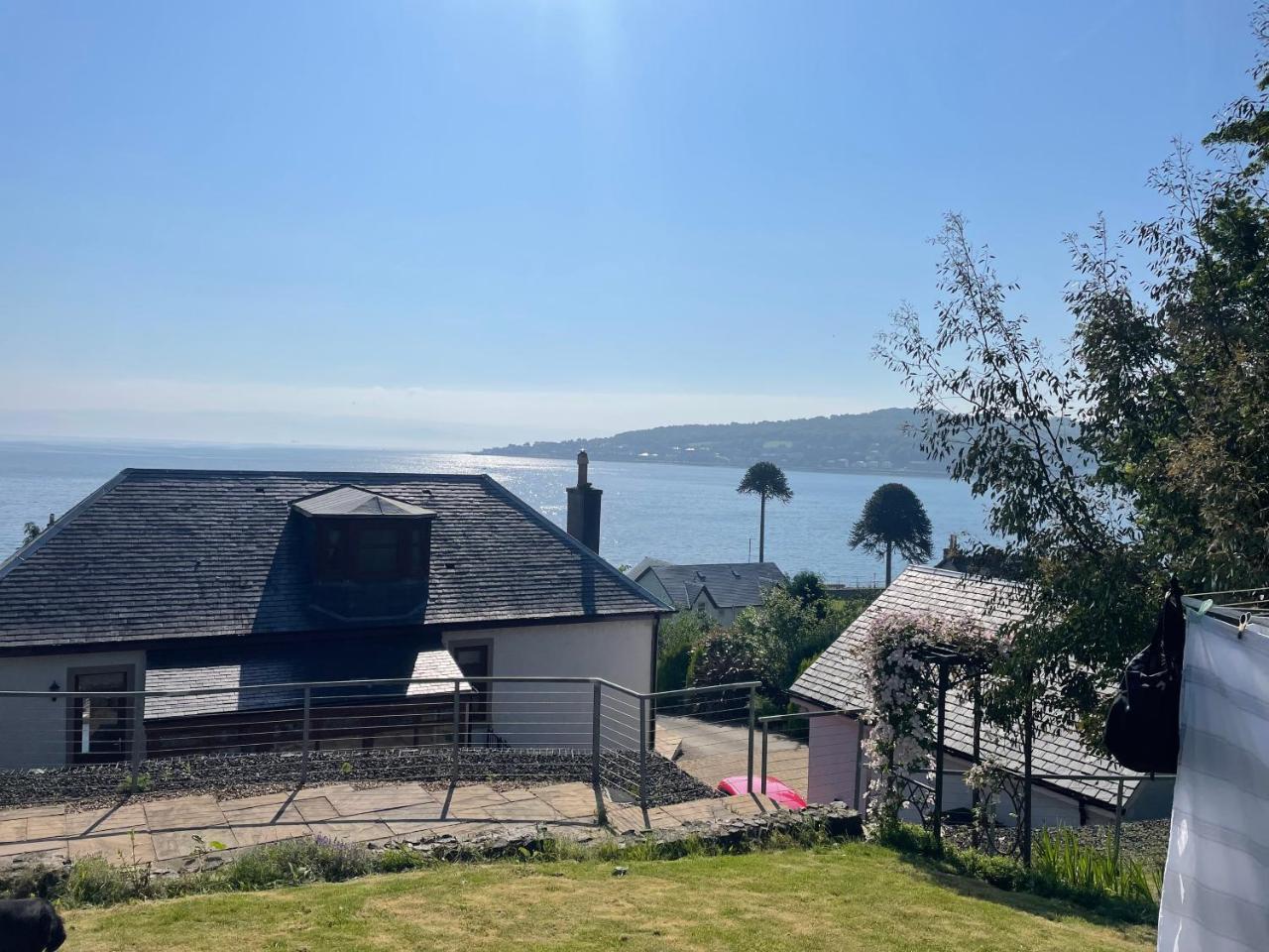 Inverbeg Cottage — 4-Star Luxury Hotel in Rothesay, United Kingdom