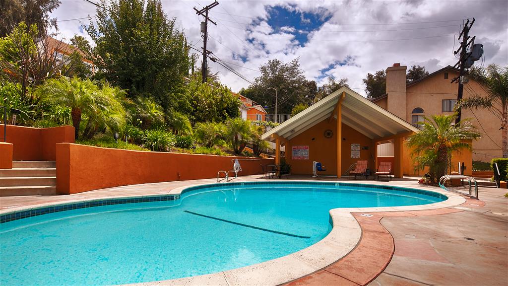 Best Western Woodland Hills Inn - photo 11