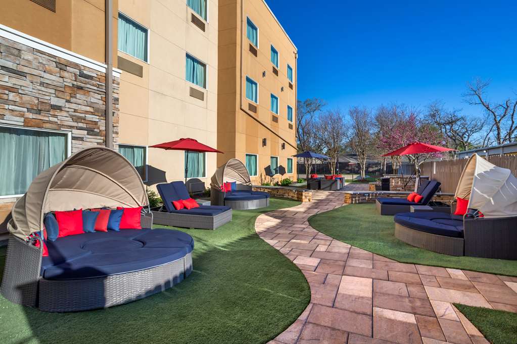 Best Western Plus Lake Jackson Inn & Suites - photo 43