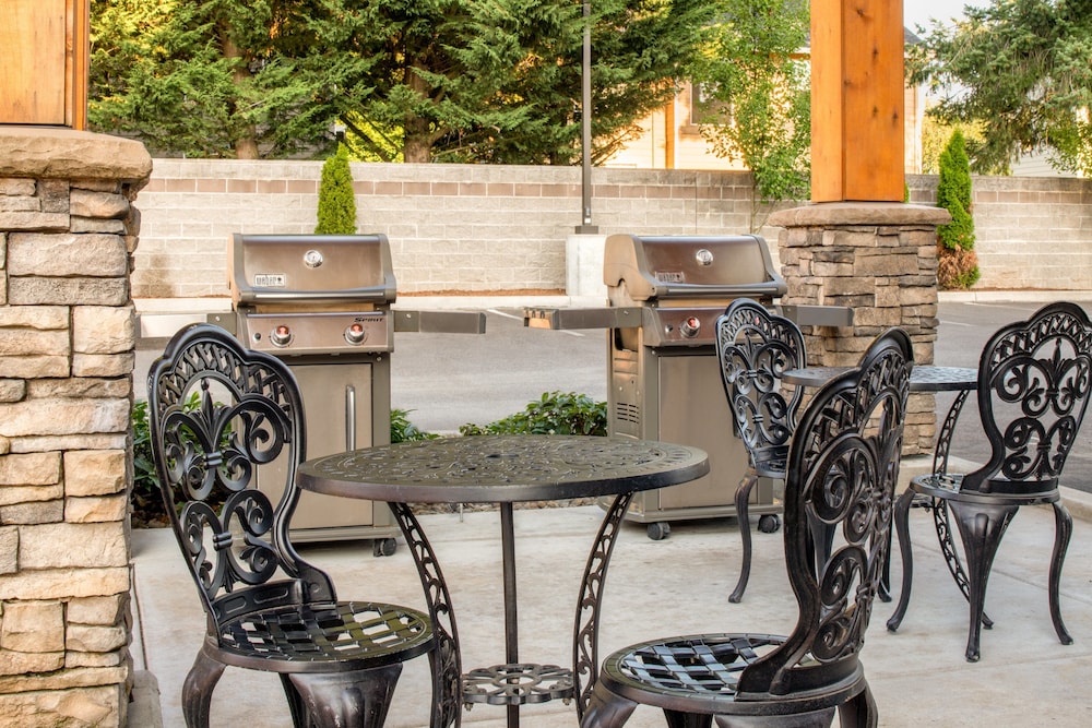 Candlewood Suites Vancouver Camas by IHG - photo 26