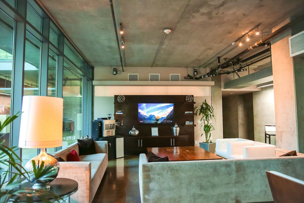 Corporate Suites Downtown In The Heart of LA - photo 4