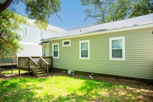 Bill's Place by Oak Island Accommodations - photo 30