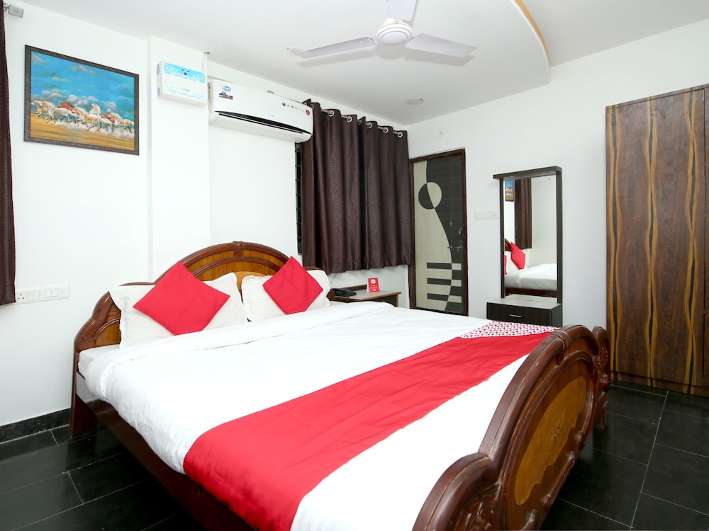 Oyo 12498 Hotel Sea Rock in Jabalpur, India