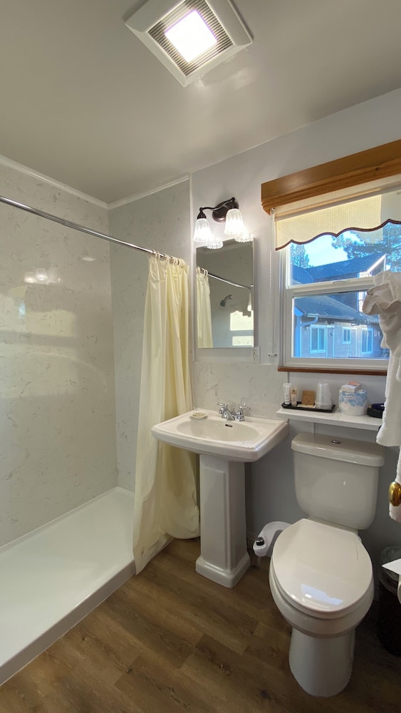 Bay Meadows Resort - photo 70