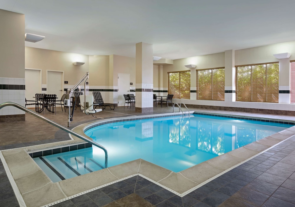 Hilton Garden Inn Chicago Midway Airport - photo 17