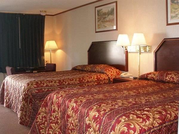 Red Carpet Inn Greensboro - photo 5