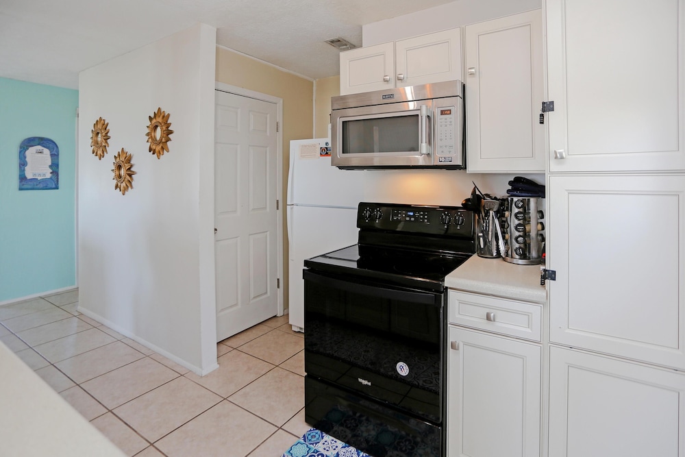 Pelican Bend by Pristine Properties Vacation Rentals — 4-Star Luxury Hotel in Port Saint Joe, United States