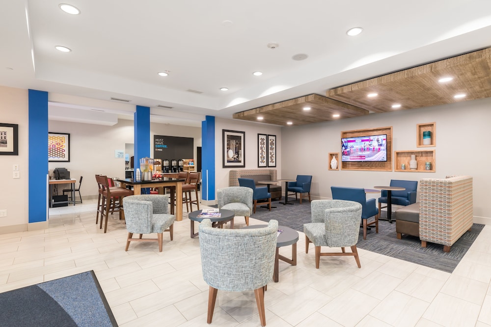 Holiday Inn Express & Suites Lagrange I 85 by IHG - photo 17
