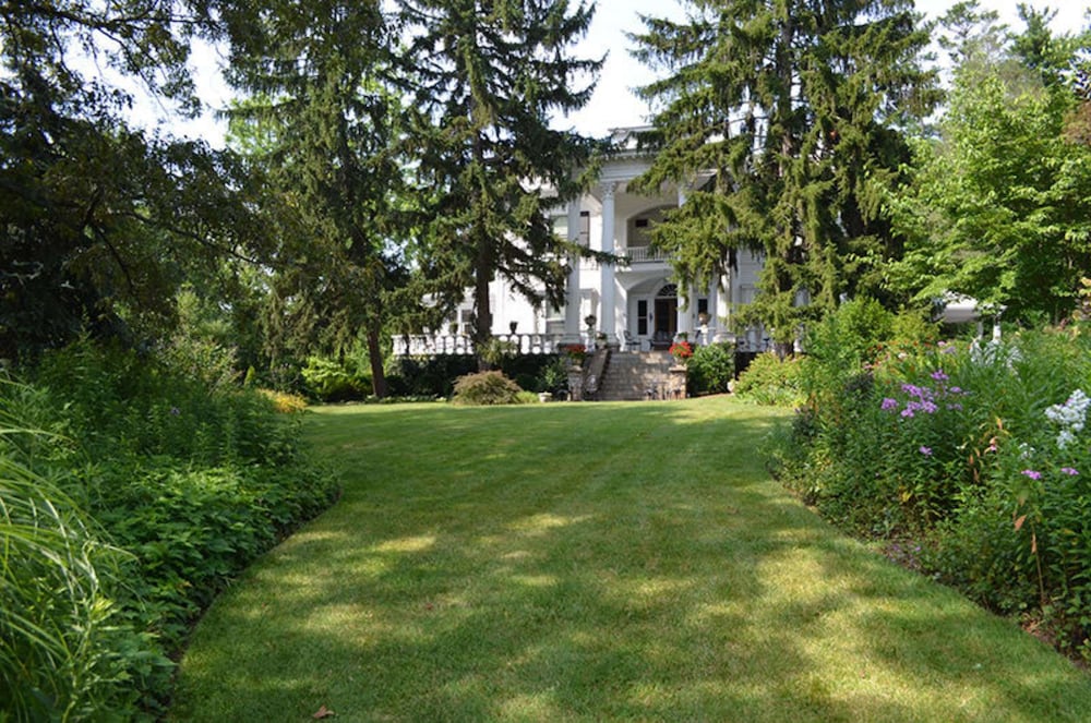 Albemarle Inn - photo 124