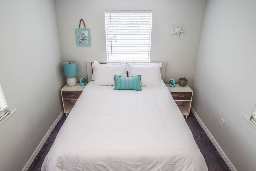 Fort Myers Couples Getaway - photo 3