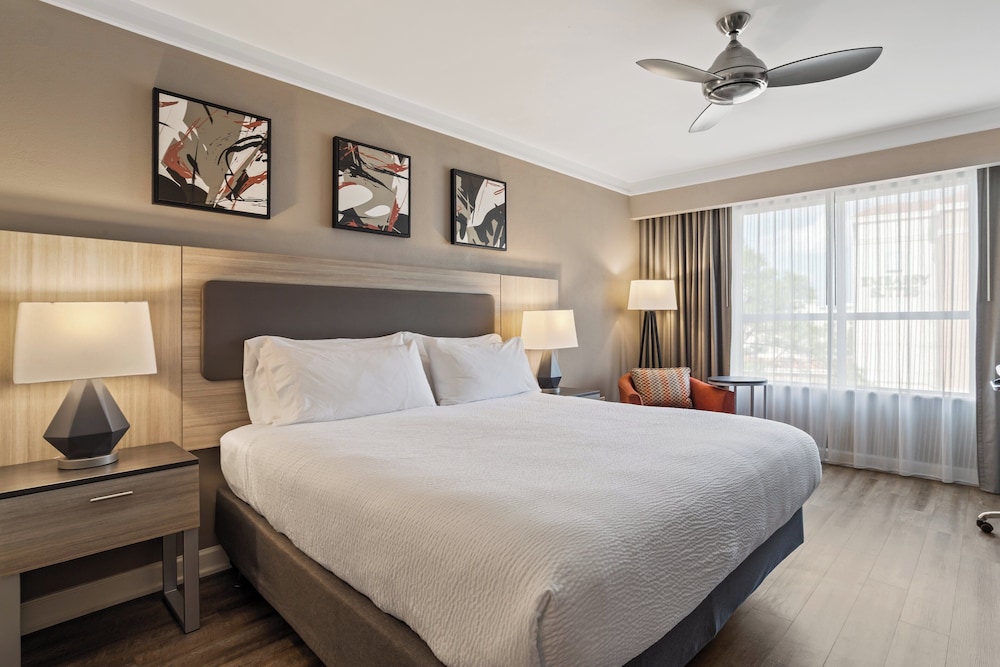 Holiday Inn Baton Rouge College Drive I 10 by IHG - photo 17