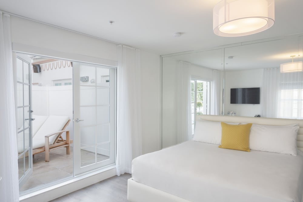 President Hotel - photo 14