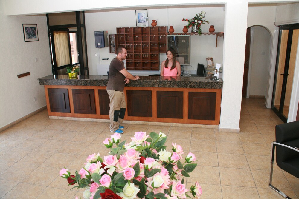 Check-in/Check-out Kiosk