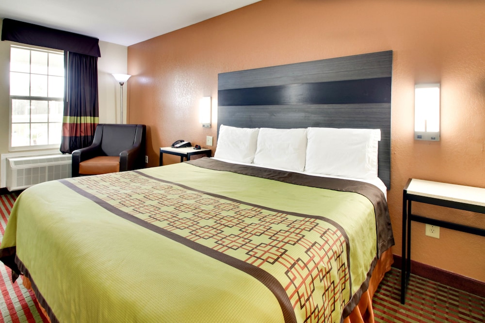 Key West Inn Millbrook - photo 7
