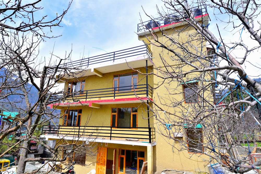 OYO 35563 Annapurna - last minute hotel in Manali