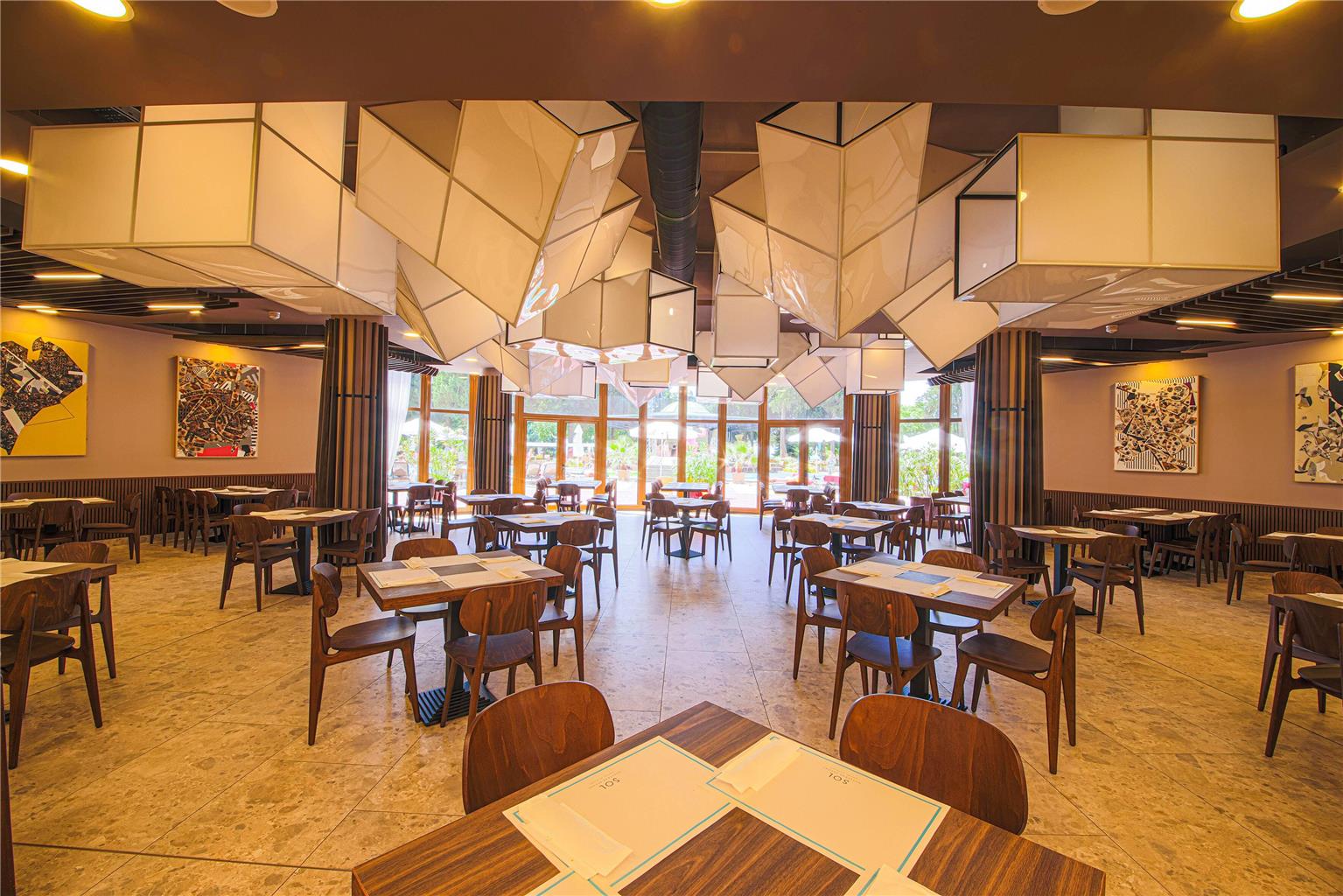 מזון ומשקאות