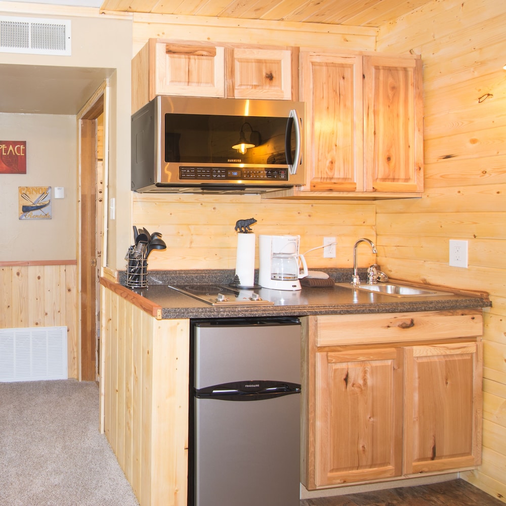 Upper Canyon Inn & Cabins - photo 55